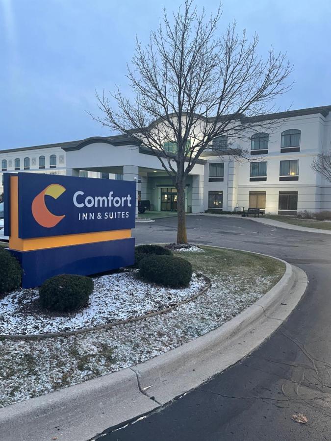 Comfort Inn & Suites Grand Blanc-Flint Ngoại thất bức ảnh