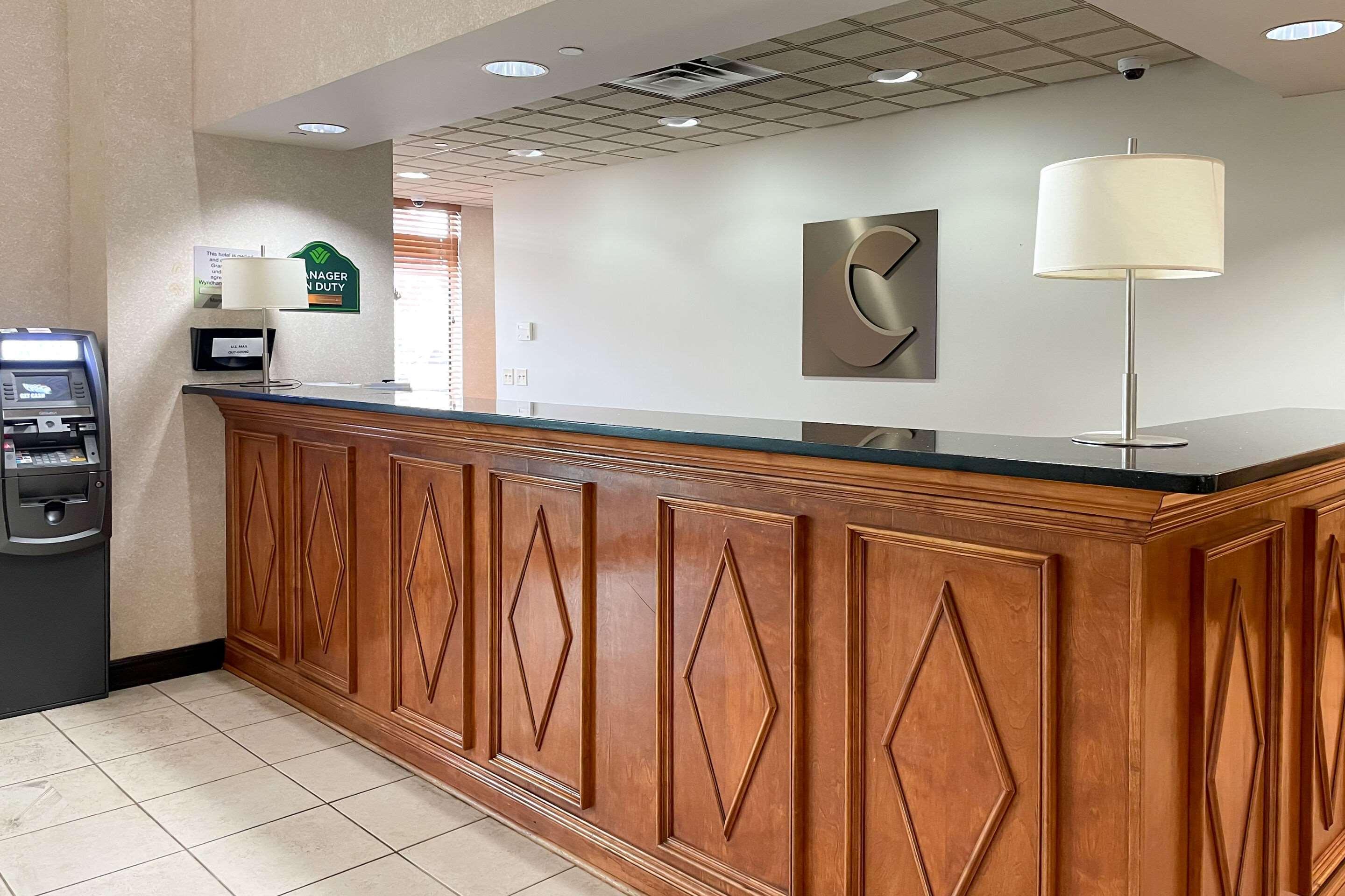 Comfort Inn & Suites Grand Blanc-Flint Ngoại thất bức ảnh
