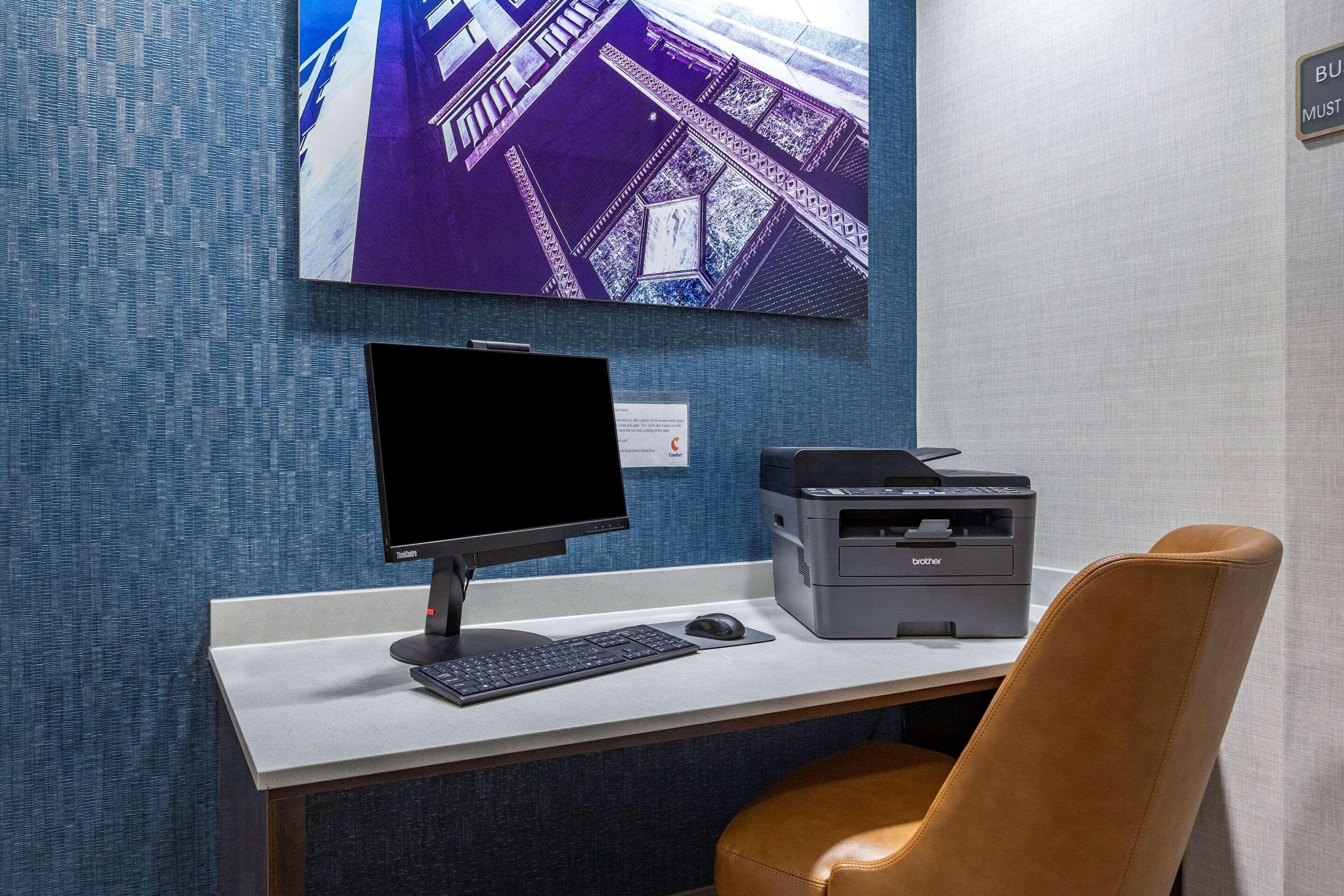 Comfort Inn & Suites Grand Blanc-Flint Ngoại thất bức ảnh
