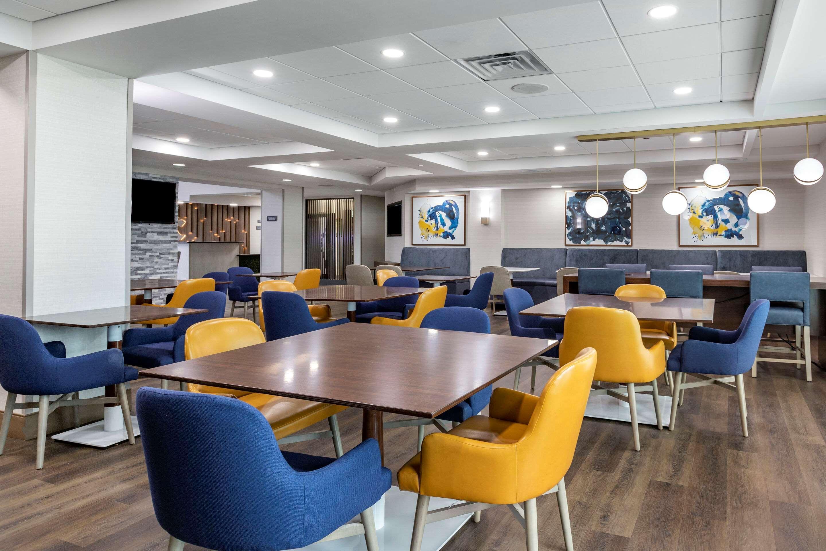 Comfort Inn & Suites Grand Blanc-Flint Ngoại thất bức ảnh